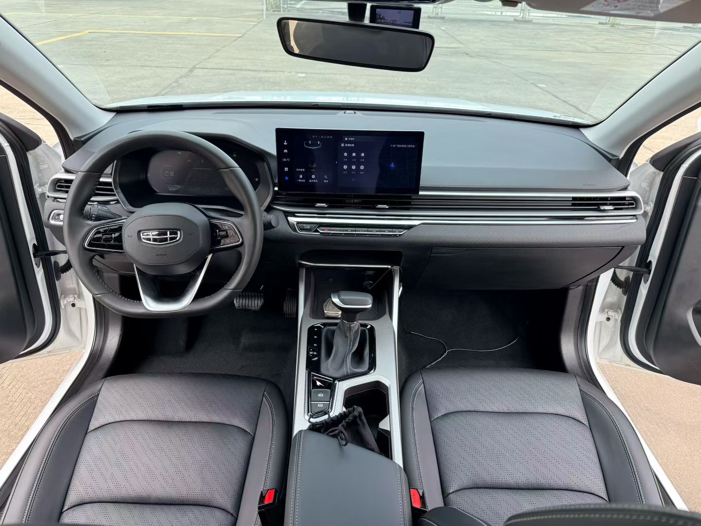 GEELY Emgrand 2023 #5 GEELY Emgrand 2023 car image #5
