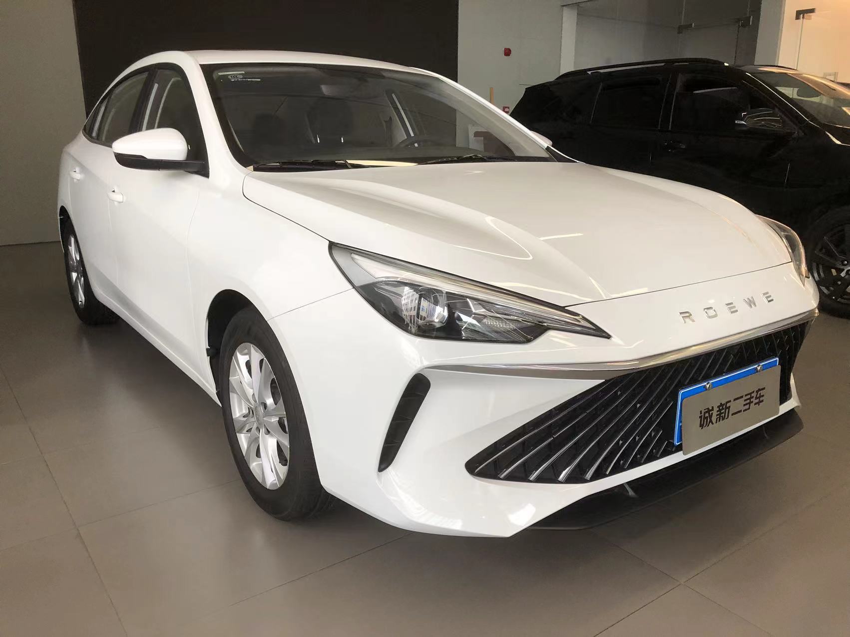 Roewe i5 2024 Roewe i5 2024 car image