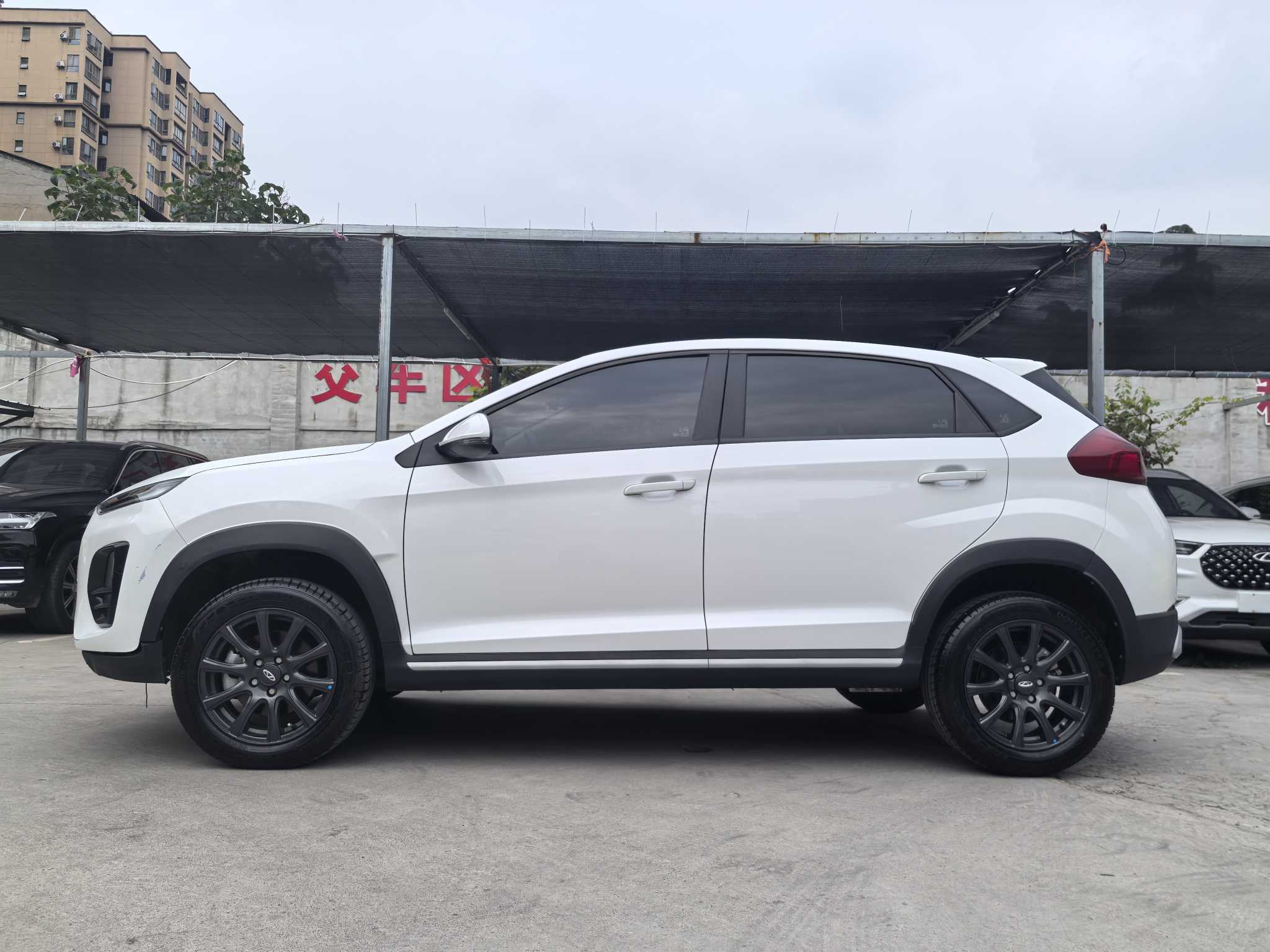 Chery Tiggo 3x 2024 immagine di auto #8