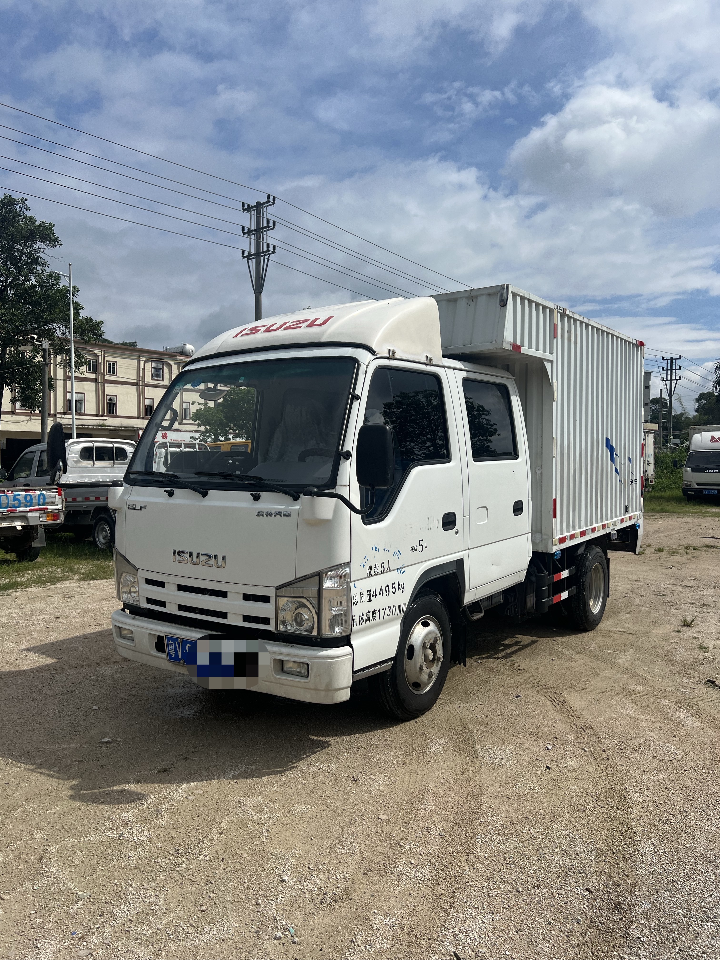 2019 2019 car image