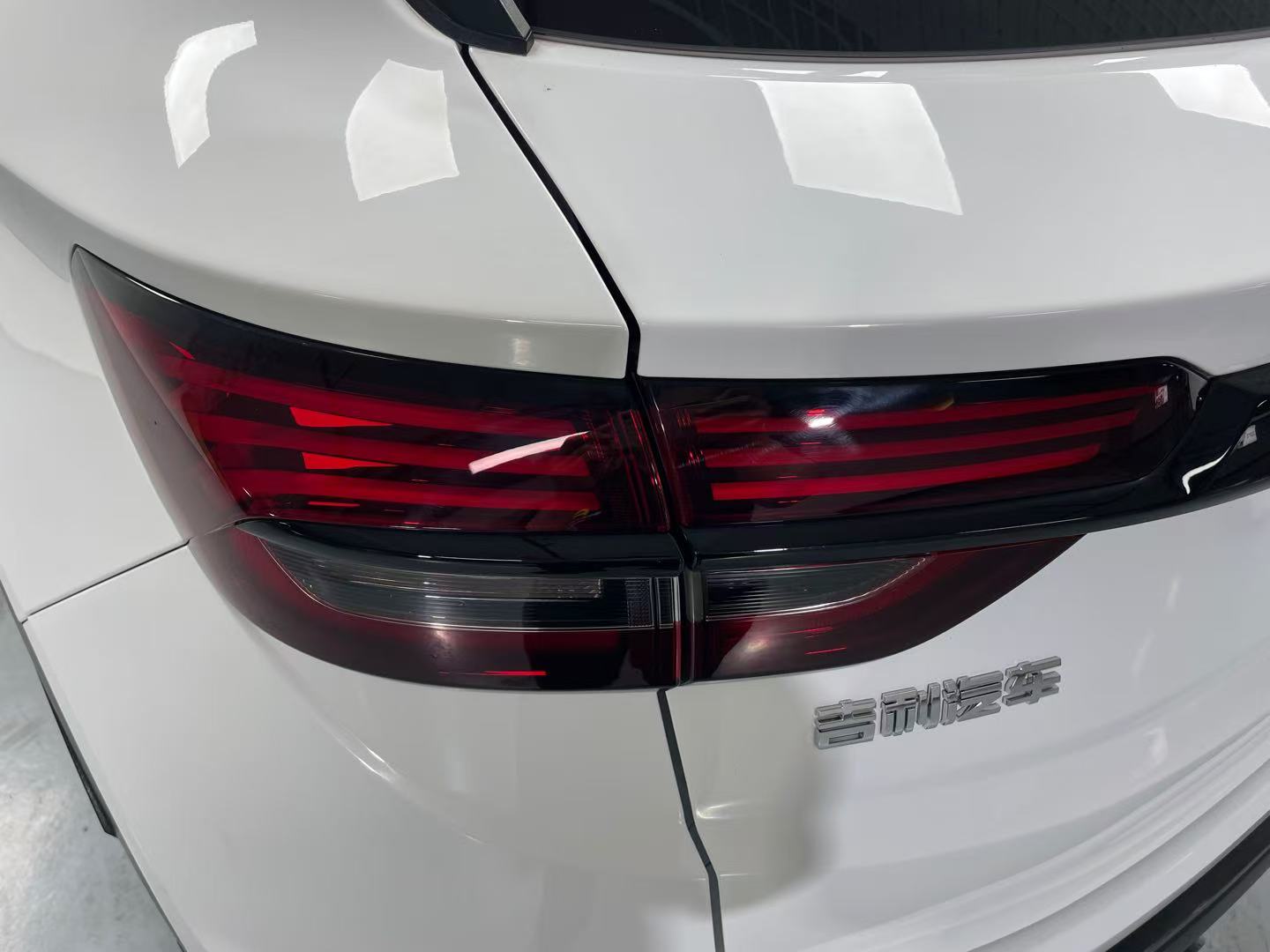 GEELY Coolray 2025 #3 GEELY Coolray 2025 car image #3