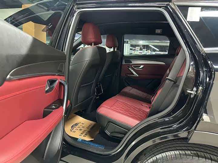 Jetour X70 PLUS 2025 صورة سيارة #4