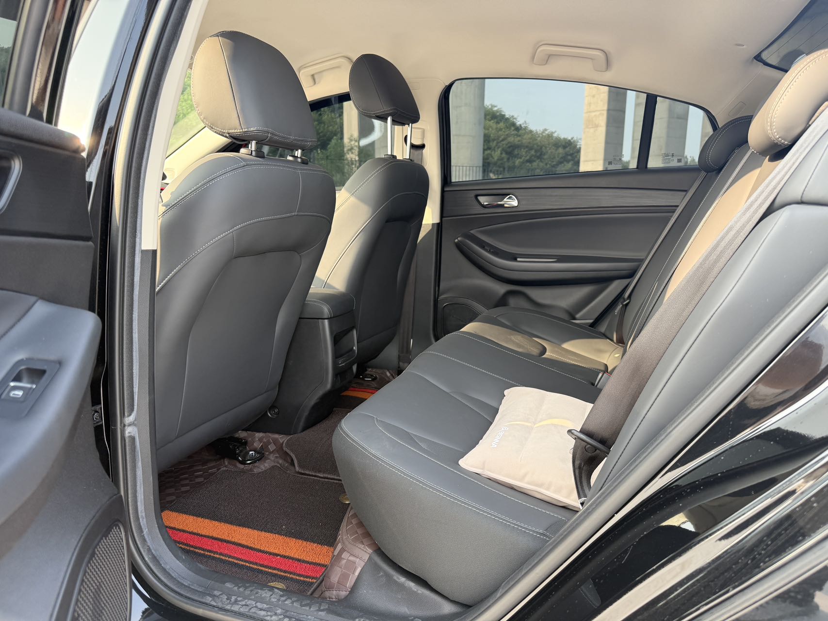 Chery Arrizo 5 2024 image de voiture #2