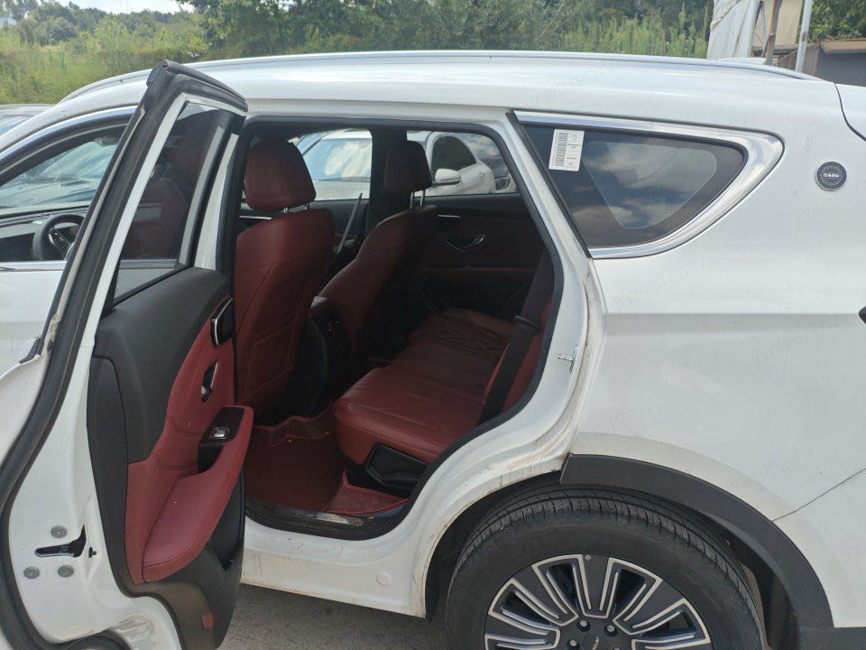 Jetour X70 PLUS 2025 صورة سيارة #3