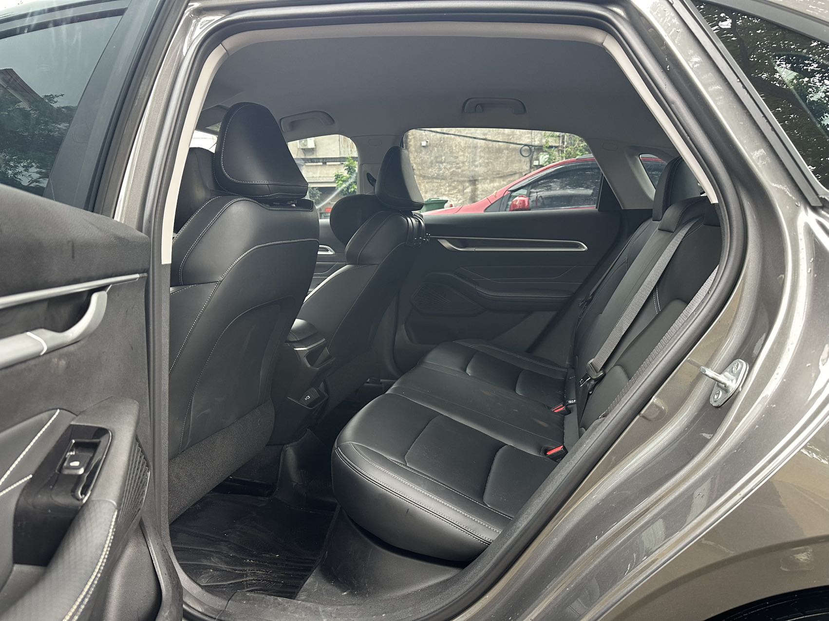 GEELY Emgrand 2025 imagem de carro #3
