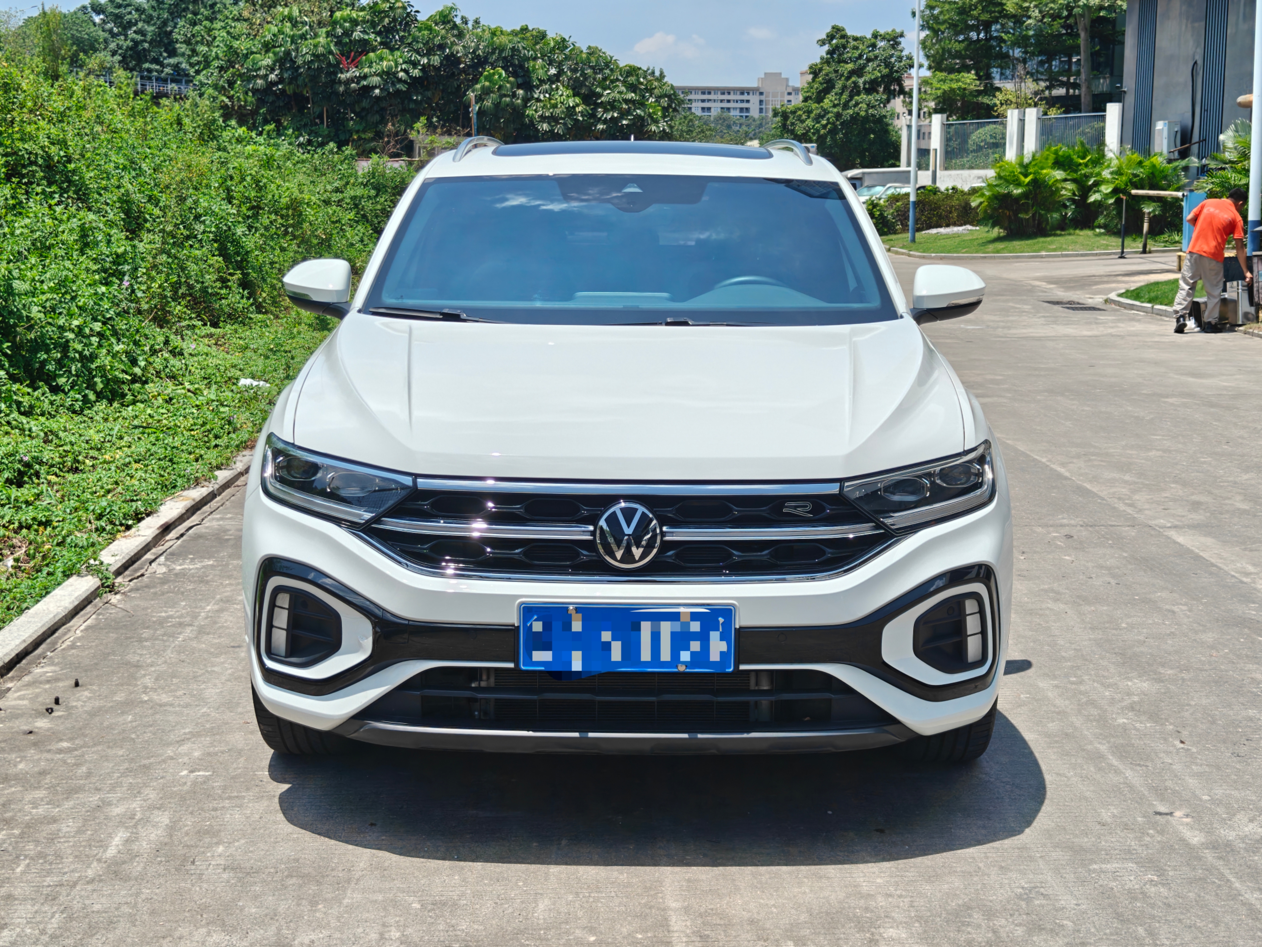 Volkswagen T-Roc 2024 immagine di auto #7