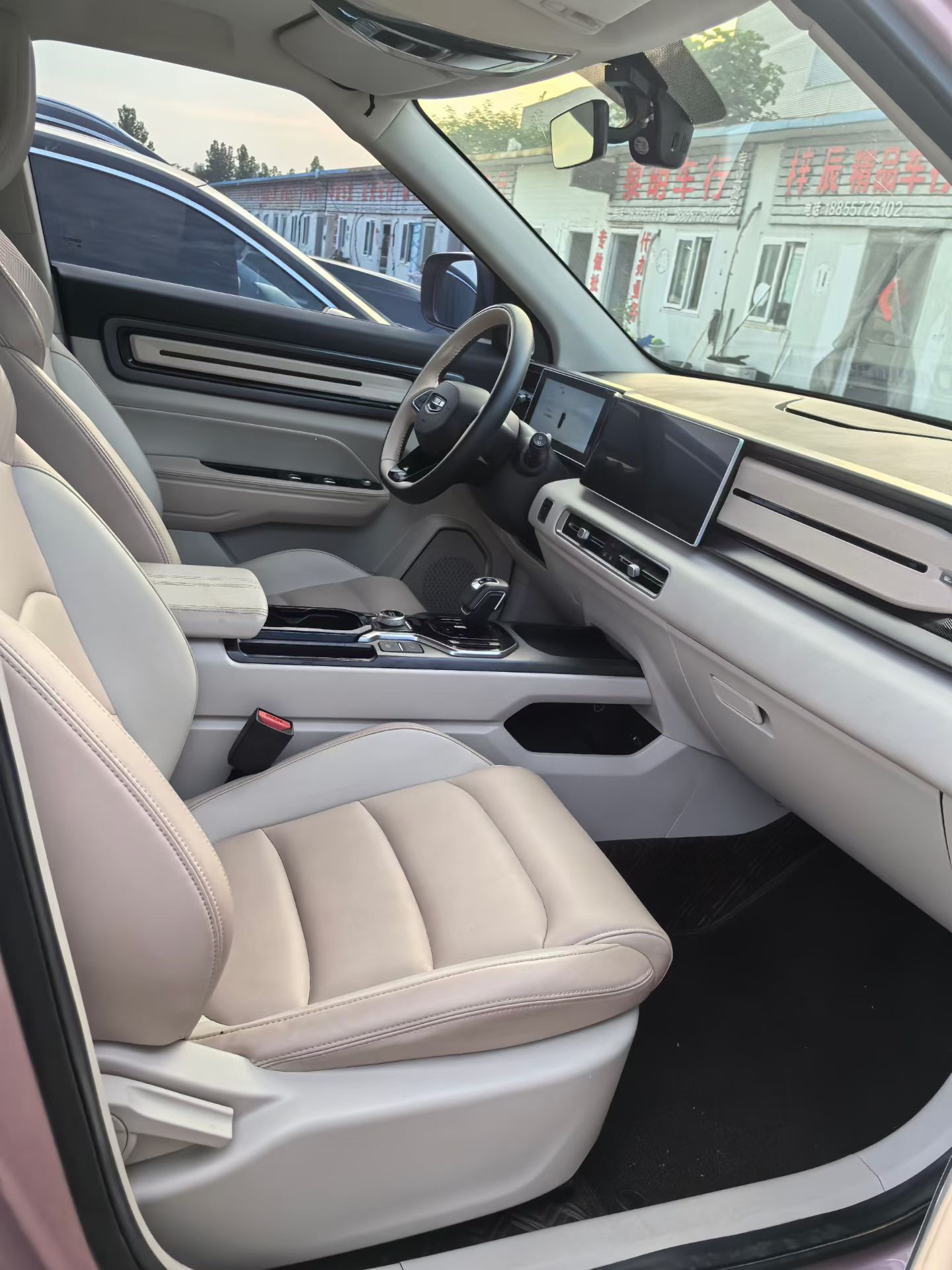 GEELY ICON 2023 #5 GEELY ICON 2023 car image #5