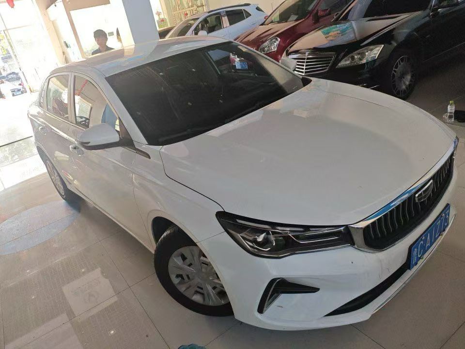 GEELY Emgrand 2024 изображение автомобиля #5