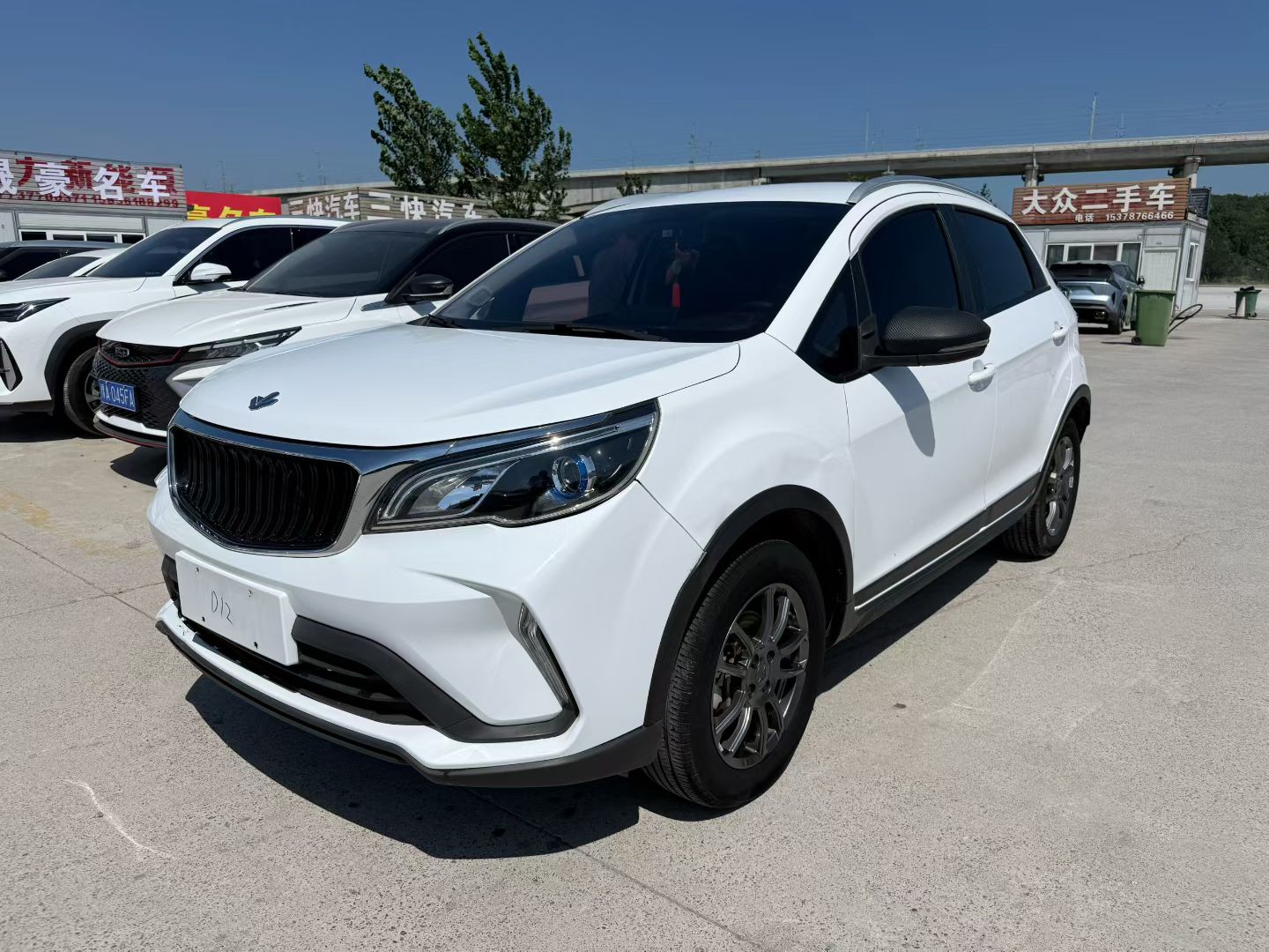 Livan X3 PRO 2023 Livan X3 PRO 2023 car image