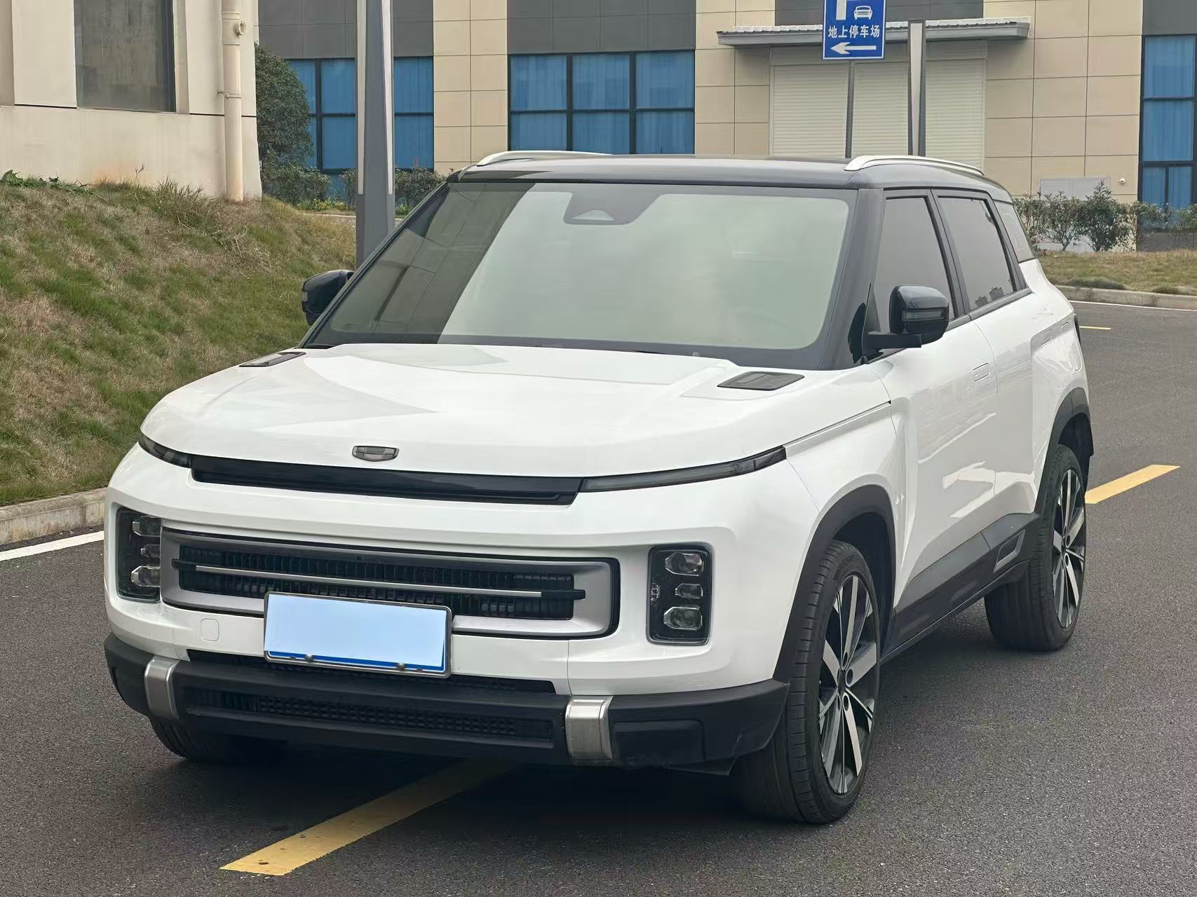GEELY ICON 2023 car image #4