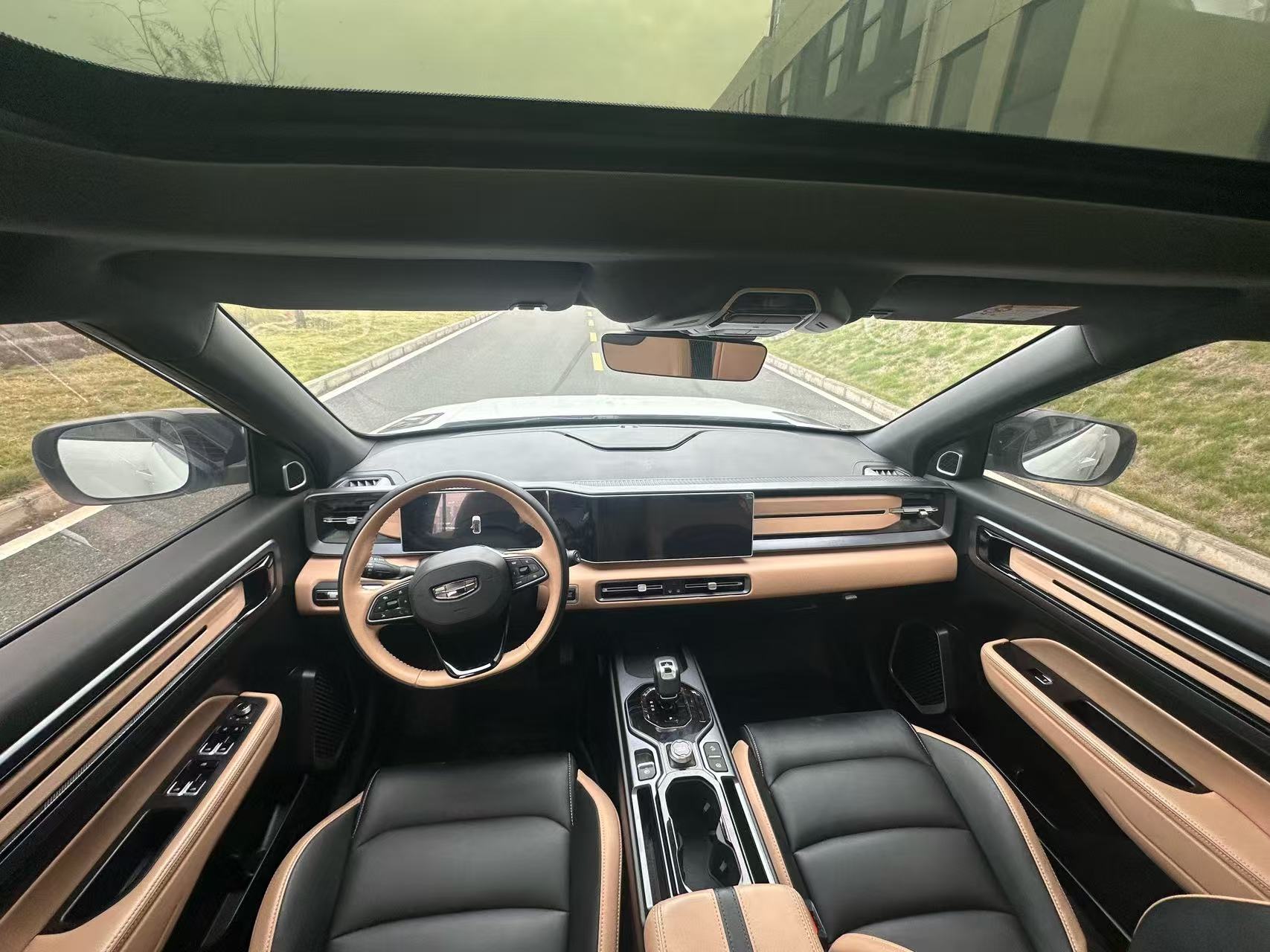 GEELY ICON 2023 car image #6