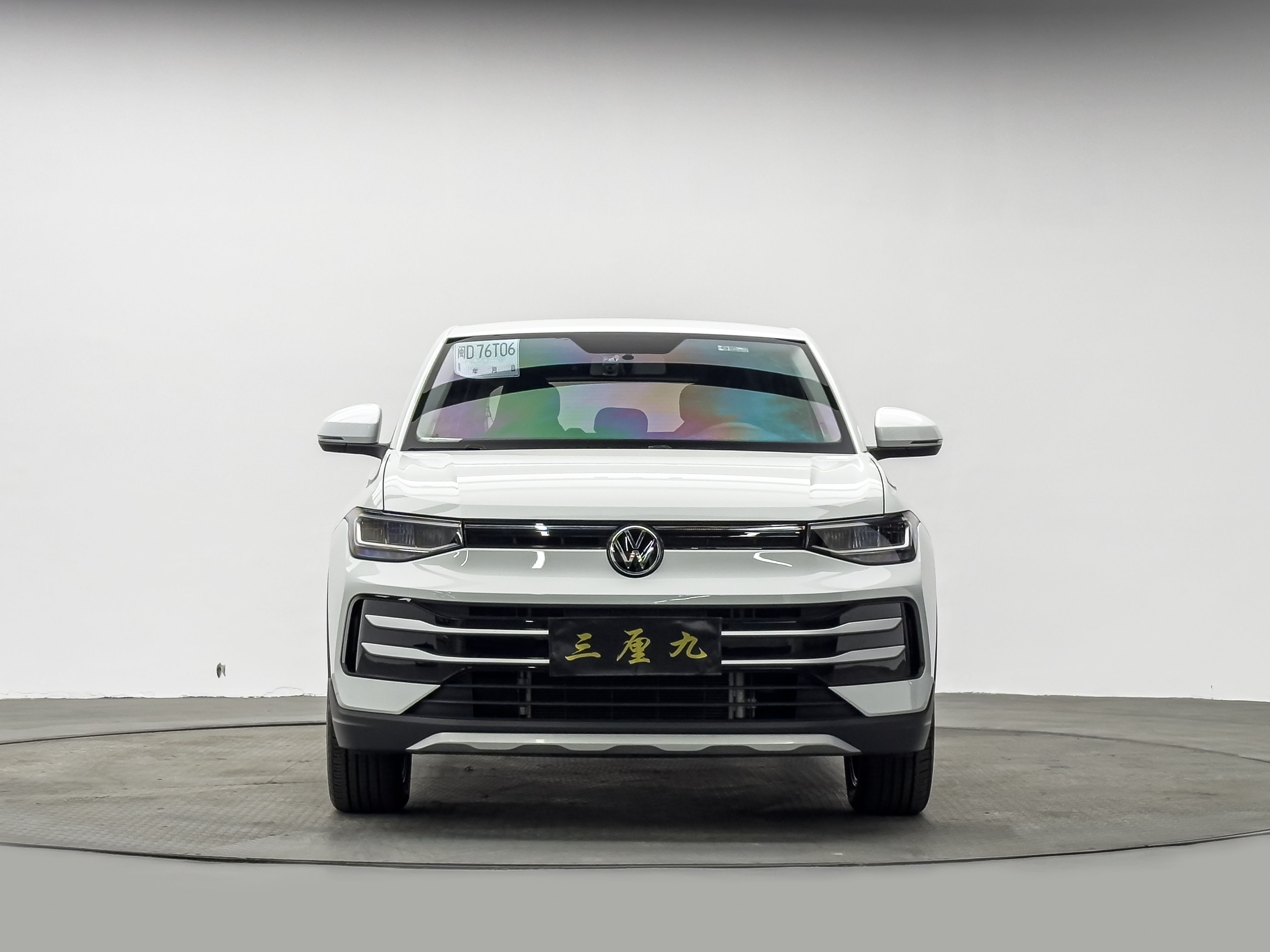 Volkswagen Tharu 2024 صورة سيارة 