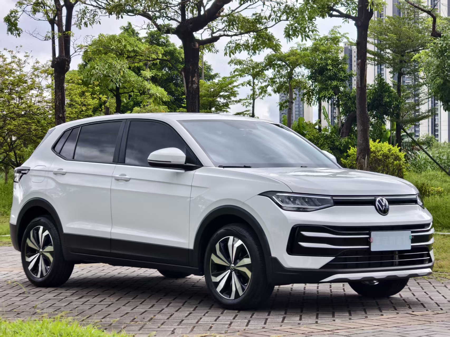 Volkswagen Tharu 2024 Volkswagen Tharu 2024 immagine di auto