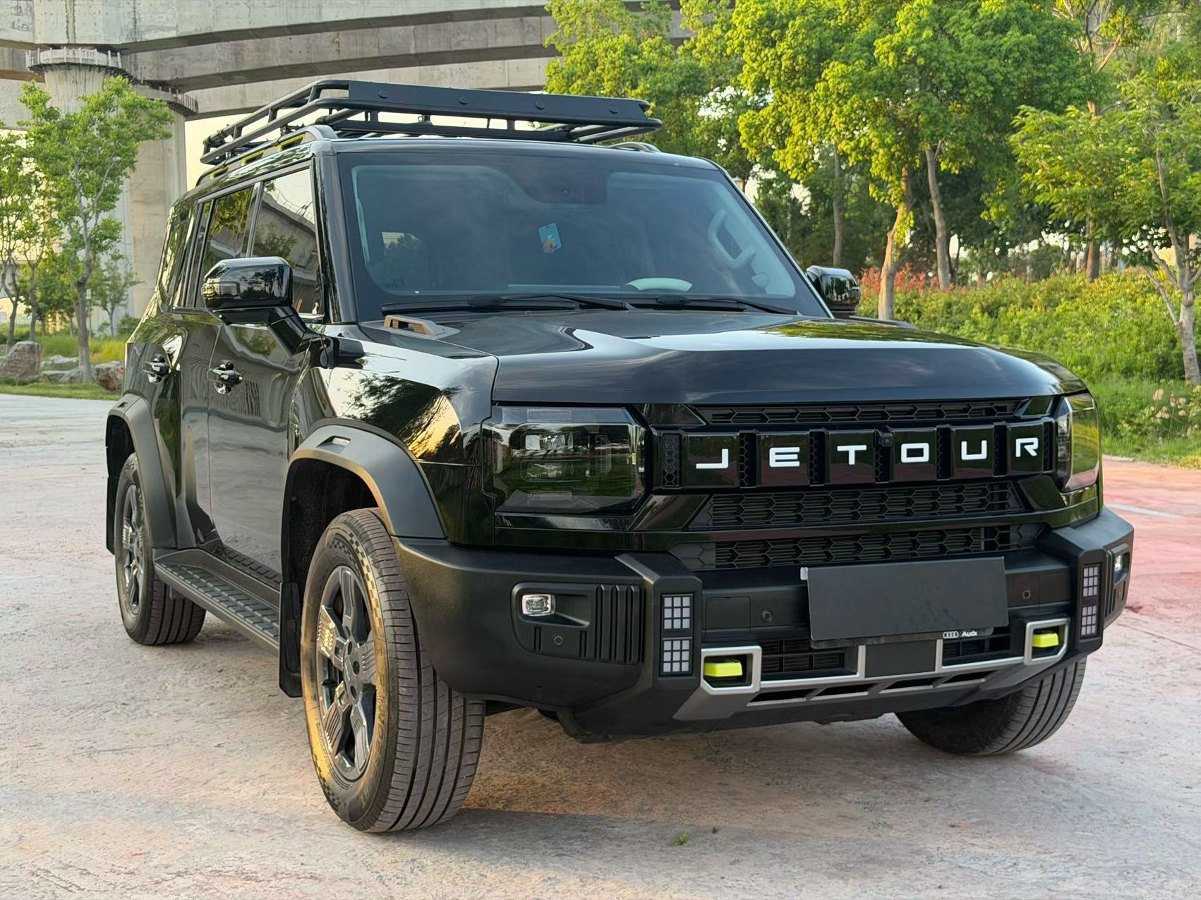Jetour Traveller 2024 car image #6