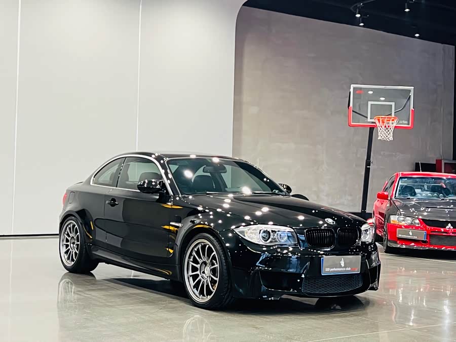 BMW 1 Series M 2012 car image #2