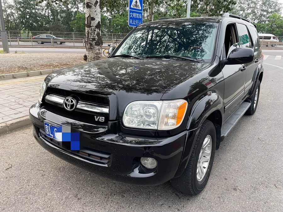 Toyota Sequoia 2006 immagine di auto #2