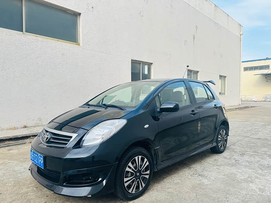 丰田 雅力士 2013 汽车图片 #2