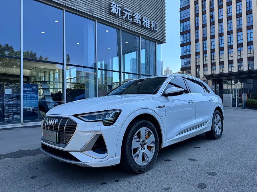 Mercedes-Benz SLK AMG 2023 car image #2