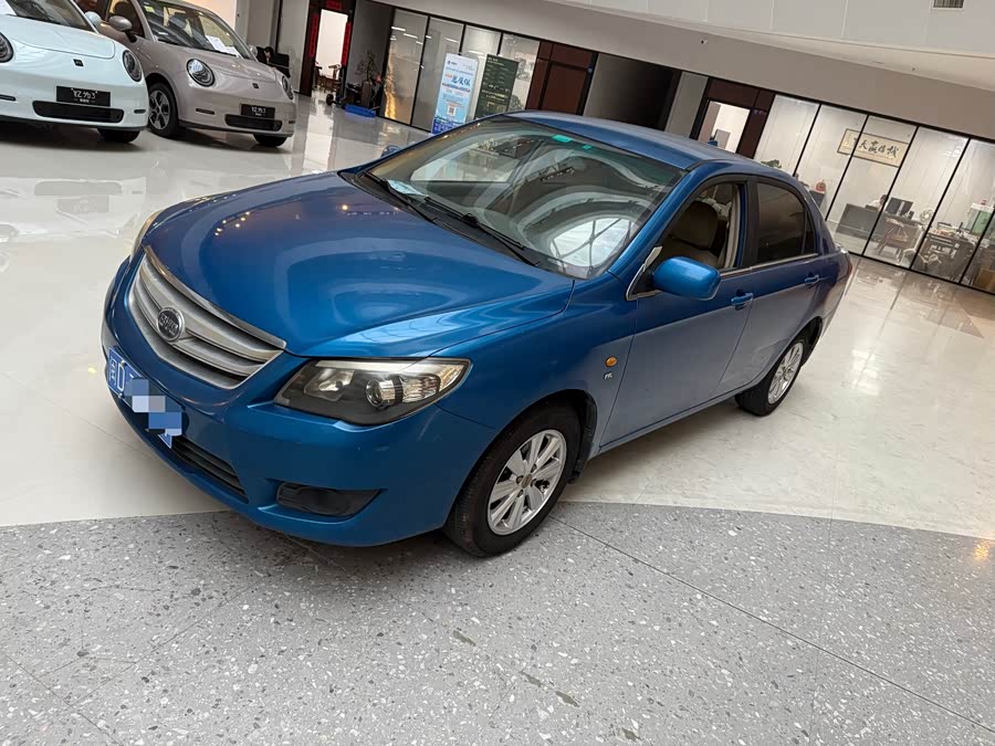 BYD L3 2014 car image #2