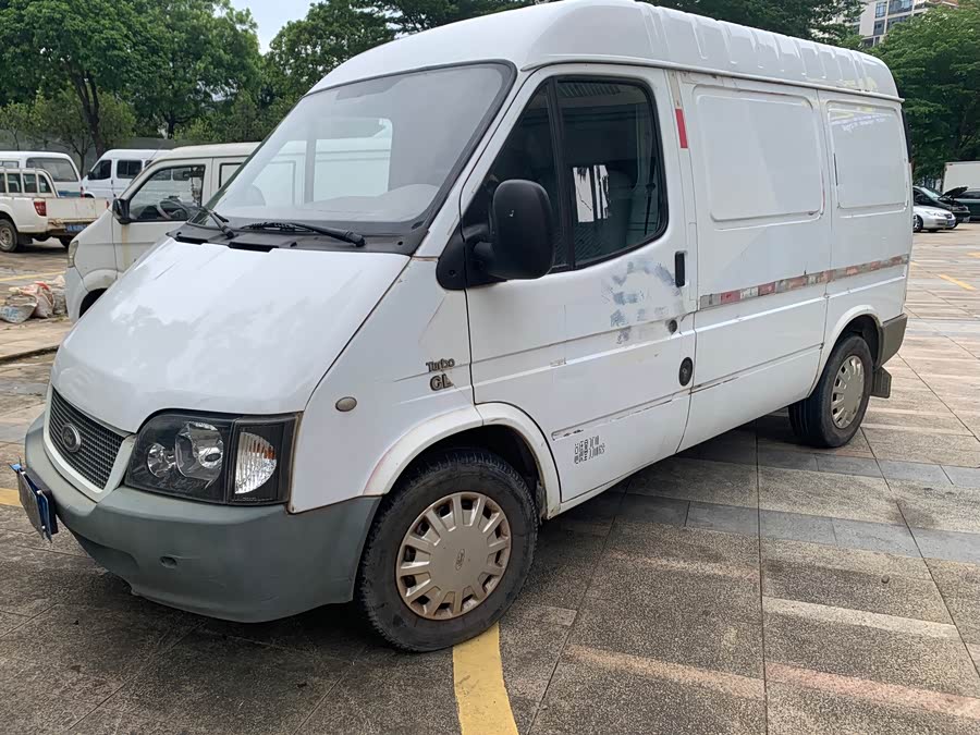 Ford Transit Classic 2016 car image #2