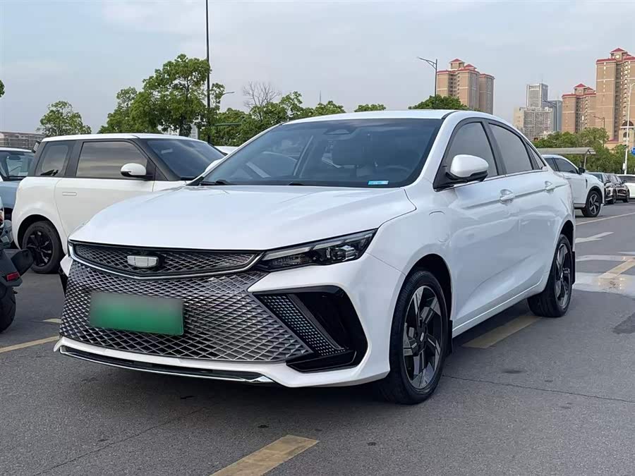 GEELY Emgrand L HiP 2023 immagine di auto #2