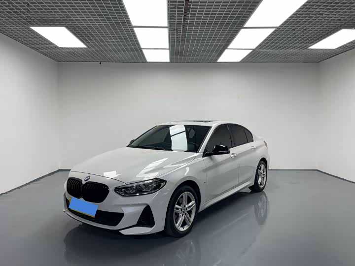 BMW 1 Series 2022 #2 BMW 1 Series 2022 car image #2