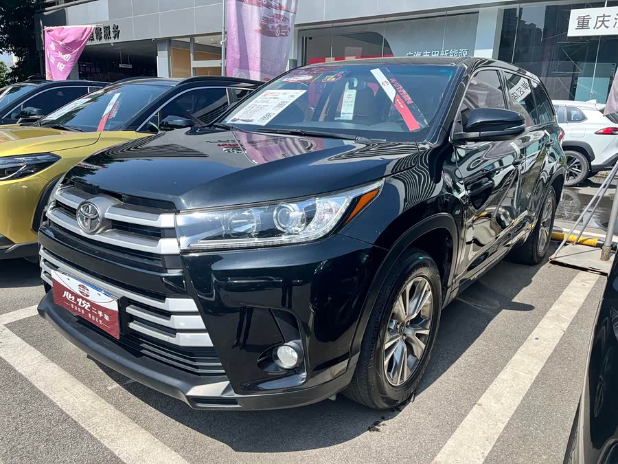 Toyota Highlander 2019 car image #2