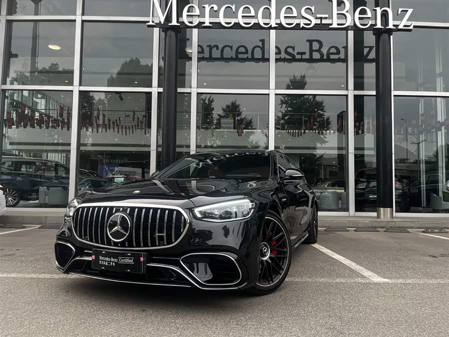 Mercedes-Benz S AMG New Energy 2025 صورة سيارة #2