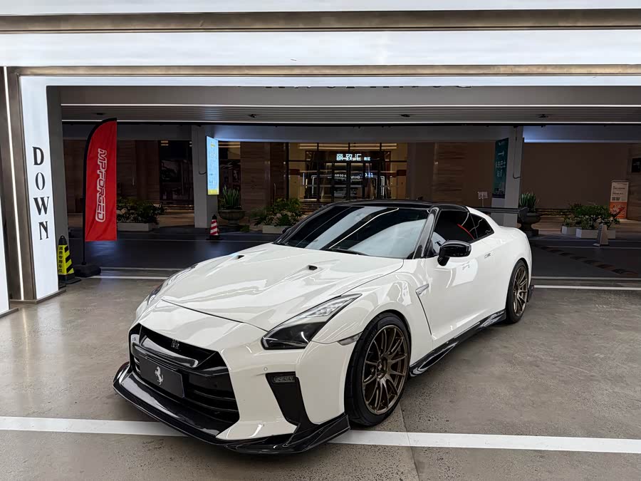 日产 日产GT-R 2010 汽车图片 #2