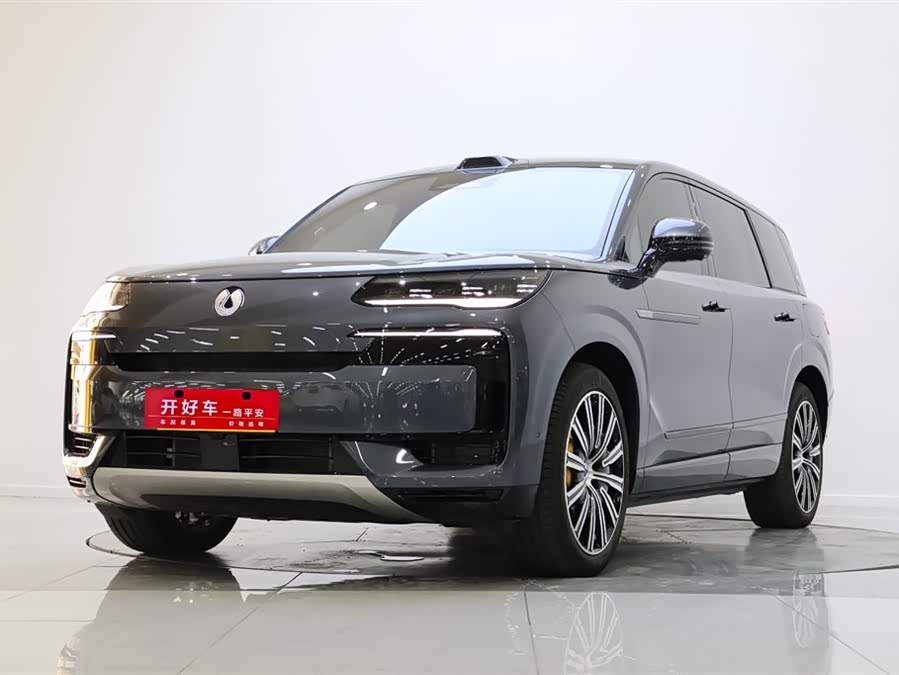 Denza N9 2025 car image #2