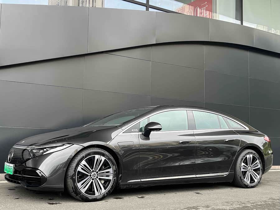 Mercedes-Benz EQS Class 2022 car image #2