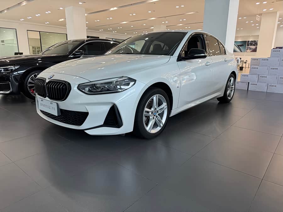 BMW 1 Series 2020 car image #2