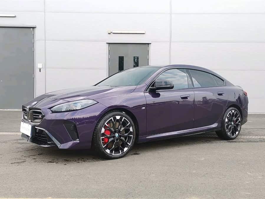 BMW M235L 2024 #2 BMW M235L 2024 car image #2