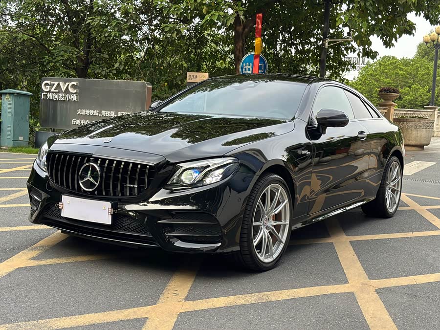 Mercedes-Benz E AMG 2019 immagine di auto #2