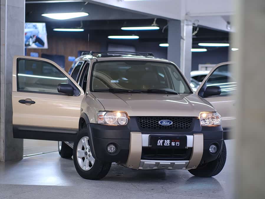 Ford Escape (Imported) 2007 immagine di auto #2
