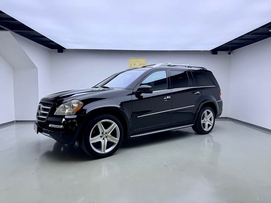 Mercedes-Benz GL Class 2011 car image #2