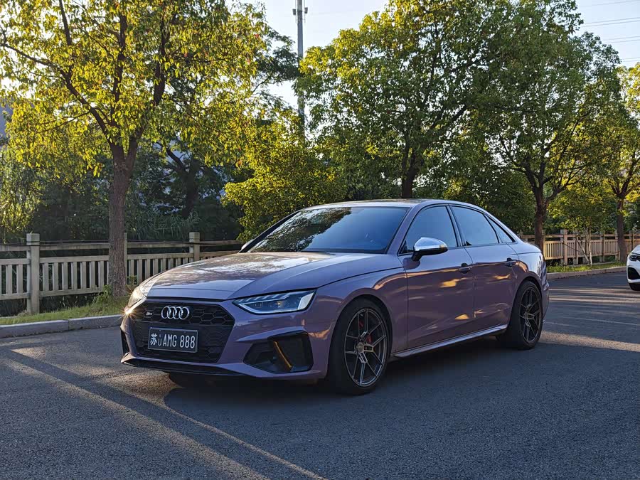 Audi S4 2023 صورة سيارة #2