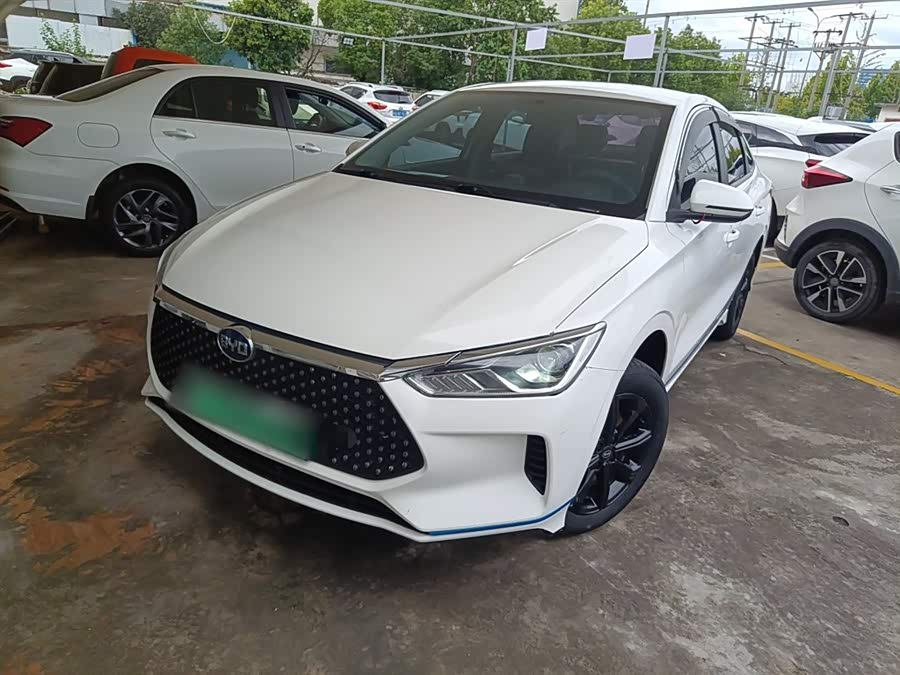 BYD e3 2022 изображение автомобиля #2