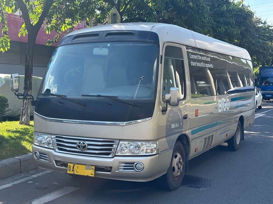 Toyota Coaster 2015 #2 Toyota Coaster 2015 imagen de coche #2