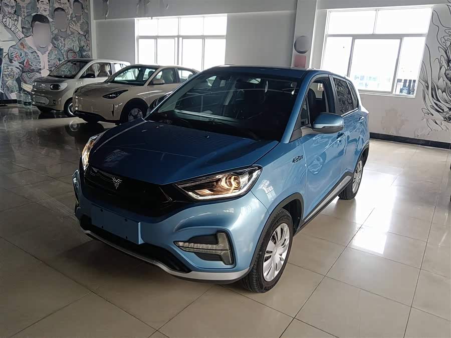 哪吒汽车 哪吒N01 2020 汽车图片 #2