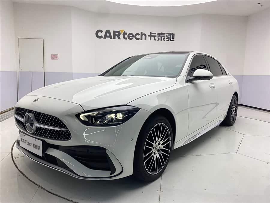 Mercedes-Benz C Class 2023 car image #2
