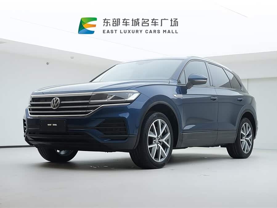 Volkswagen Touareg 2019 car image #2