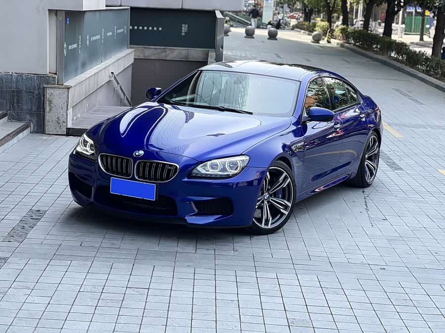 BMW M6 2015 car image #2