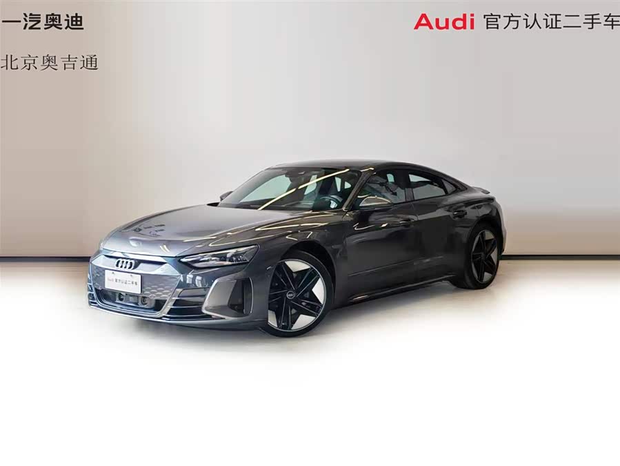 Audi e-tron GT 2024 صورة سيارة #2