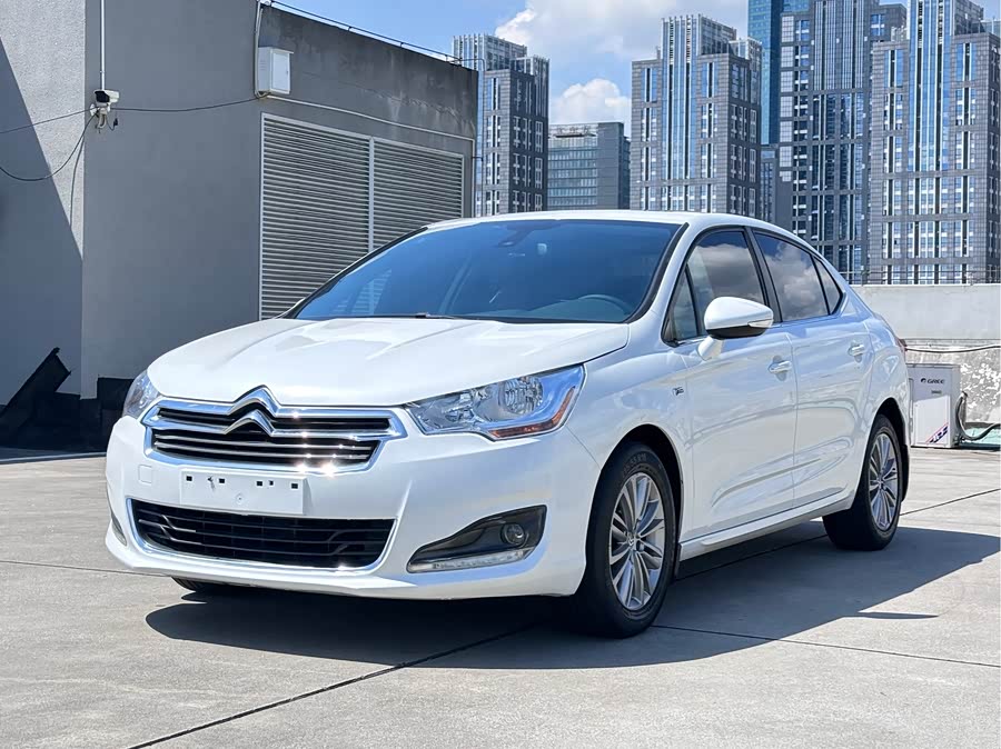 Citroen C4L 2015 car image #2