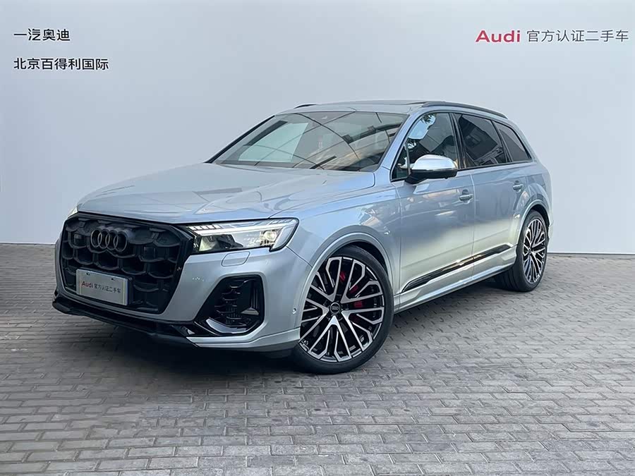 Audi SQ7 2024 immagine di auto #2