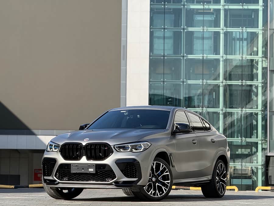 BMW X6 M 2022 car image #2