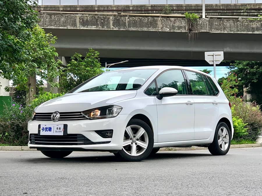 Volkswagen Golf Sportsvan 2018 car image #2