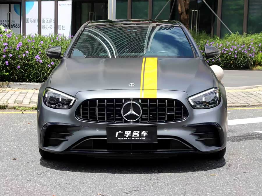 Mercedes-Benz E AMG 2022 immagine di auto #2