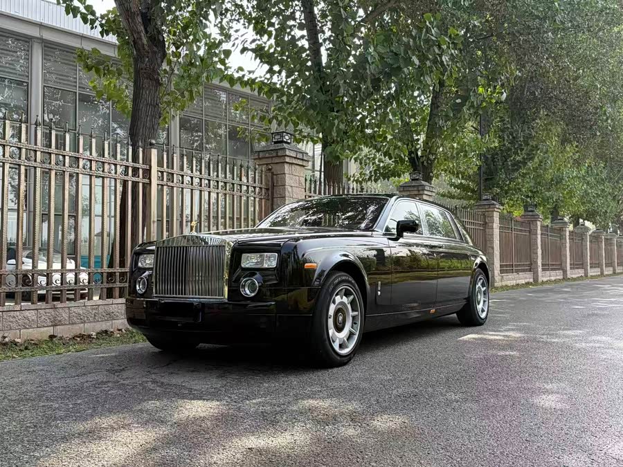 Rolls-Royce Phantom 2008 car image #2